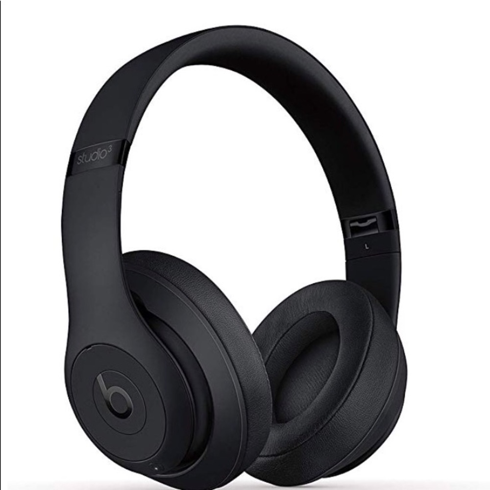 Beats Studio3 Wireless Headphones - Matte Black